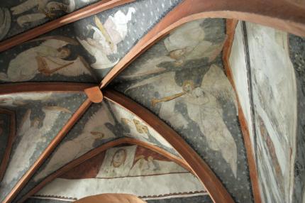 Anges musiciens dans le chœur (14e siècle) de l'église paroissiale protestante de Heuchelheim (Palatinat)